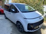 Hyundai Staria 2023 года за 23 000 000 тг. в Атырау