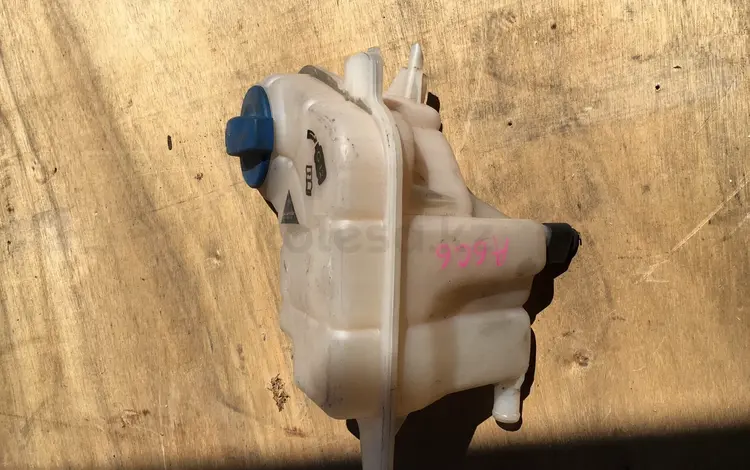 Расширительный бачек на Audi A6 C6 за 15 000 тг. в Алматы