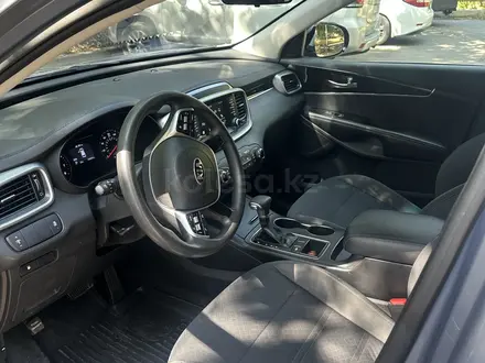 Kia Sorento 2019 года за 10 500 000 тг. в Алматы – фото 4