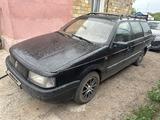 Volkswagen Passat 1992 годаfor1 050 000 тг. в Караганда – фото 4