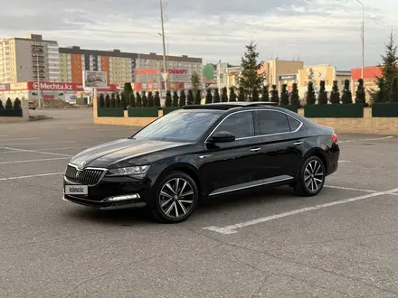 Skoda Superb 2024 года за 14 800 000 тг. в Астана