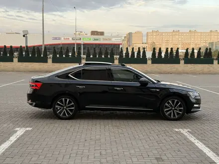 Skoda Superb 2024 года за 14 800 000 тг. в Астана – фото 5