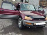 Toyota RAV4 1995 годаүшін2 400 000 тг. в Алматы