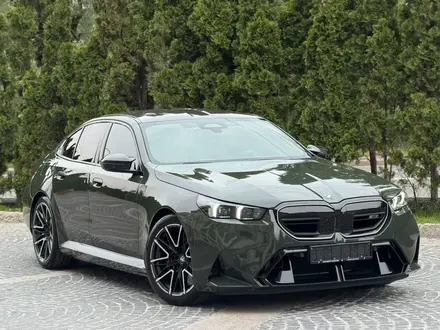 BMW M5 2024 года за 94 800 000 тг. в Алматы