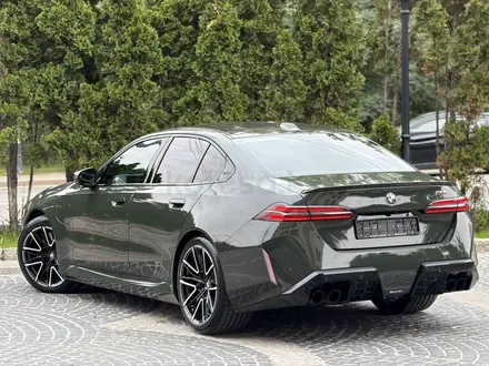 BMW M5 2024 года за 94 800 000 тг. в Алматы – фото 6