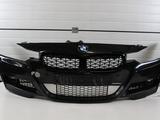 Передний бампер bmw f30 за 75 000 тг. в Алматы