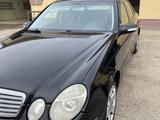 Mercedes-Benz E 350 2005 года за 3 000 000 тг. в Атырау – фото 2