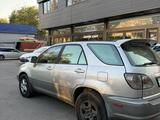 Lexus RX 300 2002 годаүшін3 800 000 тг. в Алматы