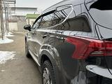 Hyundai Santa Fe 2022 года за 17 500 000 тг. в Тараз – фото 2
