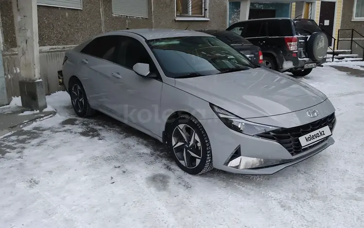 Hyundai Elantra 2021 годаfor10 000 000 тг. в Усть-Каменогорск