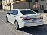 Toyota Camry 2020 годаfor15 000 000 тг. в Шымкент – фото 5