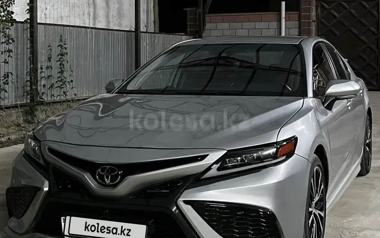 Toyota Camry 2020 года за 13 500 000 тг. в Кызылорда