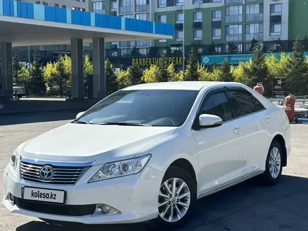 Toyota Camry 2014 года за 8 700 000 тг. в Астана – фото 2