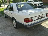Mercedes-Benz E 200 1989 года за 850 000 тг. в Туркестан – фото 3