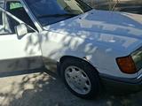 Mercedes-Benz E 200 1989 года за 850 000 тг. в Туркестан – фото 5