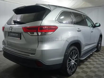 Toyota Highlander 2018 года за 19 300 000 тг. в Алматы – фото 18