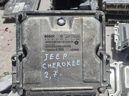 Блок управления двигателем АКПП компьютер мозги ЭБУ за 500 тг. в Алматы