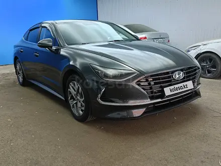 Hyundai Sonata 2022 года за 8 766 225 тг. в Актобе – фото 3