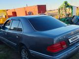 Mercedes-Benz E 200 1997 года за 1 500 000 тг. в Астана – фото 2