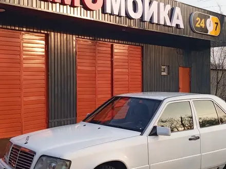 Mercedes-Benz E 280 1994 года за 2 300 000 тг. в Тараз