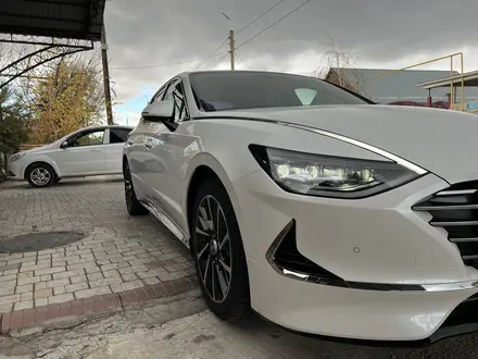 Hyundai Sonata 2023 года за 14 850 000 тг. в Тараз – фото 3