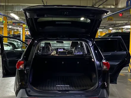 Toyota RAV4 2022 года за 11 500 000 тг. в Алматы – фото 14