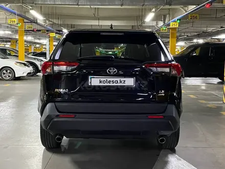 Toyota RAV4 2022 года за 11 500 000 тг. в Алматы – фото 4
