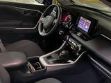 Toyota RAV4 2022 года за 11 500 000 тг. в Алматы