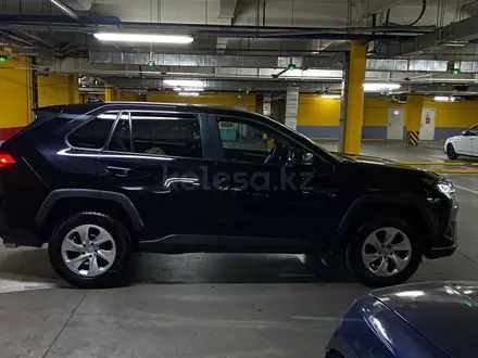 Toyota RAV4 2022 года за 11 500 000 тг. в Алматы – фото 9