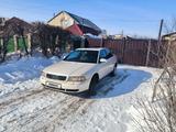 Audi A4 1998 года за 2 800 000 тг. в Уральск