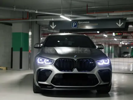 BMW X6 M 2020 года за 69 975 000 тг. в Астана – фото 8