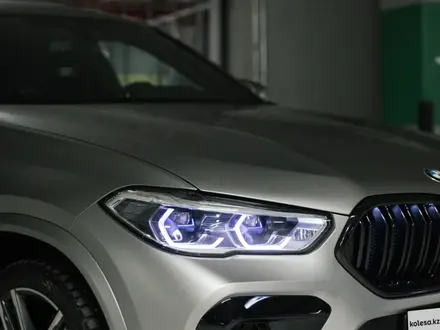 BMW X6 M 2020 года за 69 975 000 тг. в Астана – фото 9