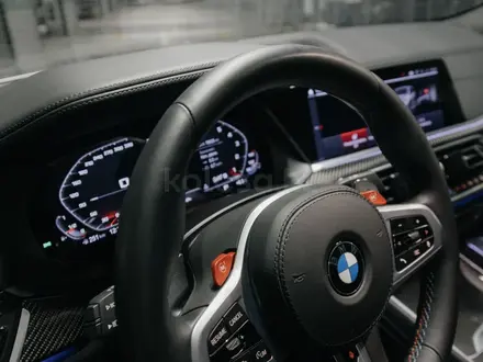BMW X6 M 2020 года за 69 975 000 тг. в Астана – фото 37