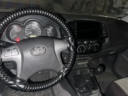 Toyota Hilux 2013 года за 12 300 000 тг. в Жанаозен – фото 7