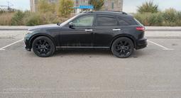 Infiniti FX45 2004 годаүшін3 600 000 тг. в Астана – фото 2