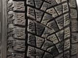 Зимние шины Bridgestone Blizzak Dm-Z3 215/70/R16, липучка. за 199 000 тг. в Алматы