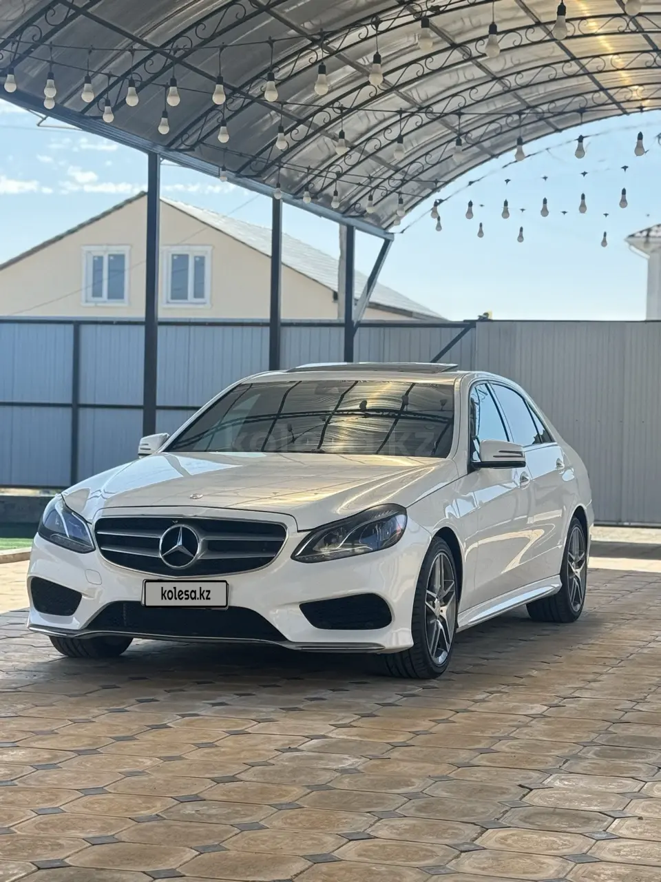 Mercedes-Benz E-Class, 2015