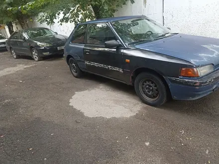 Mazda 323 1990 года за 650 000 тг. в Алматы – фото 4