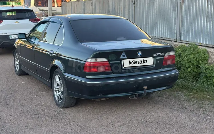 BMW 520 1999 года за 2 100 000 тг. в Астана