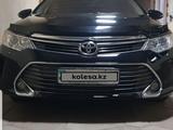 Toyota Camry 2016 года за 13 800 000 тг. в Шымкент – фото 3