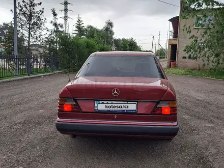 Mercedes-Benz E 230 1991 года за 1 500 000 тг. в Алматы – фото 2