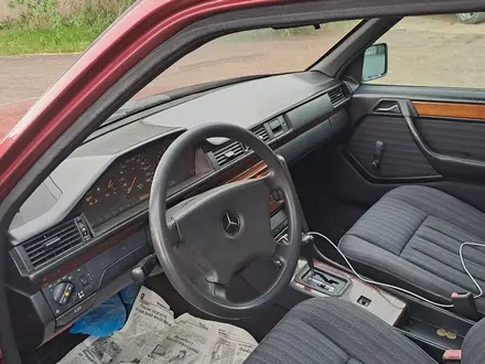 Mercedes-Benz E 230 1991 года за 1 500 000 тг. в Алматы – фото 9