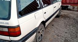 Volkswagen Passat 1993 года за 800 000 тг. в Усть-Каменогорск – фото 2