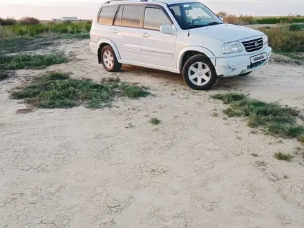 Suzuki XL7 2002 года за 3 300 000 тг. в Атырау