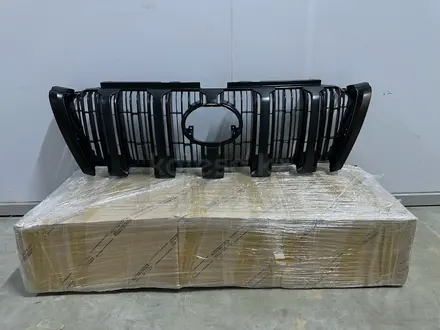 Решетка радиатора Prado 150 2013-2017 за 85 000 тг. в Алматы