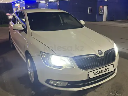 Skoda Superb 2014 года за 4 500 000 тг. в Алматы