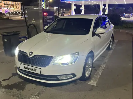 Skoda Superb 2014 года за 4 500 000 тг. в Алматы – фото 10