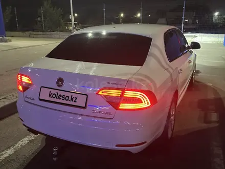 Skoda Superb 2014 года за 4 500 000 тг. в Алматы – фото 11