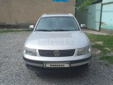 Volkswagen Passat 2000 года за 2 800 000 тг. в Шымкент