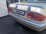 Mercedes-Benz E 280 1998 годаfor3 650 000 тг. в Алматы – фото 3
